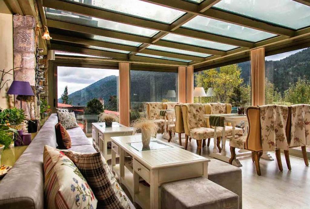 Boutique Hotel Skamnos Arachova Buitenkant foto