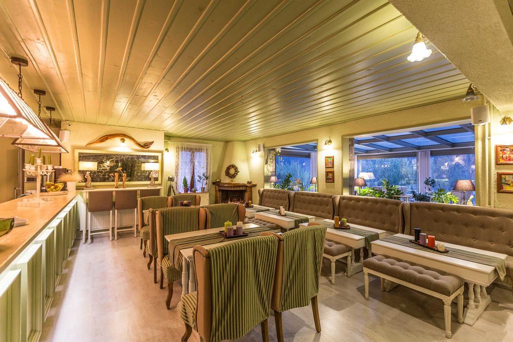 Boutique Hotel Skamnos Arachova Buitenkant foto